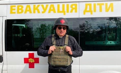 Посланець Папи Римського в Україні потрапив під обстріл на Запоріжжі