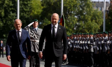 Шмигаль зустрівся із Шольцом і запропонував організувати візит на Запорізьку АЕС місії ЄС та ООН