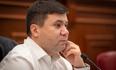 Заступник міністра освіти Вітренко заявив, що знайшов в авто «прослушку». Не виключає, що це через критику влади Києва