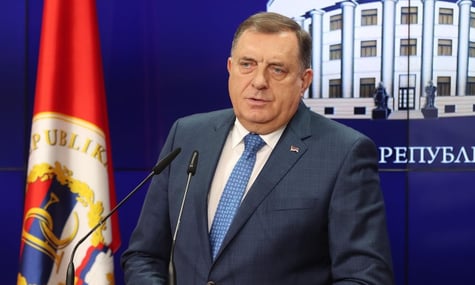 Засудженого президента Республіки Сербської Додіка планують позбавити мандата