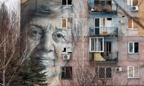 70% of Ukrainians Believe Zelenskyy Is Handling the Donbas Conflict Poorly - Survey