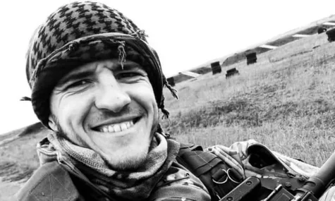 «За шаурму и пиццу продавал побратимов». «Азовца» обвинили в том, что он оговорил боевого медика, которого затем замучили в плену — «Следствие.Инфо»