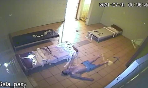 Убивство українця в польському витверезнику у 2021 році: суд пом'якшив вироки винним, призначивши їм умовне