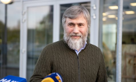 Новинський вимагає від Зеленського оприлюднити записи розмов. Стверджує, що закликав зберегти українську державність