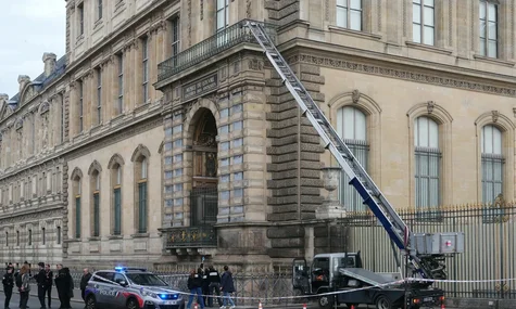 У Франції затримали нових підозрюваних у пограбуванні Лувру (ОНОВЛЕНО)