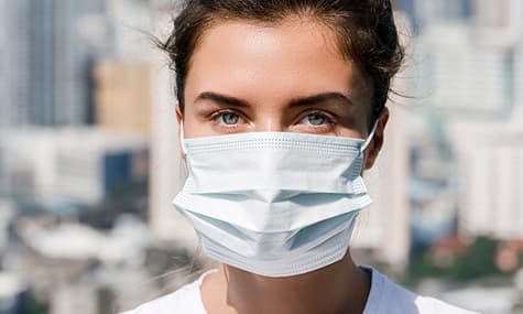 Хроніка коронавірусу: ймовірне послаблення карантину, блокування Почаєва