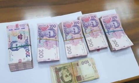В Одессе на взятках разоблачили должностных лиц УЗ — они организовали схему для прикрытия краж горючего