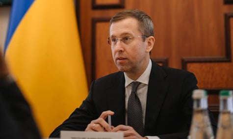 Прем’єр-міністр України Сергій Корецький Прем’єр-міністр України Сергій Корецький