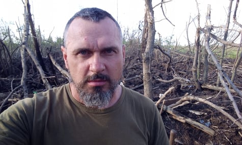 Режисер та колишній бранець кремля Олег Сенцов став командиром батальйону