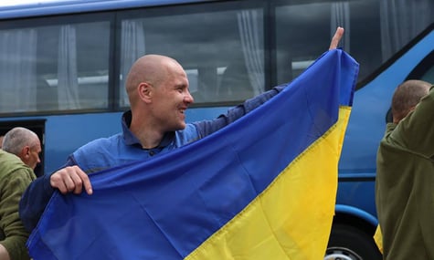 Второй день «большого обмена» пленными: домой вернулись 307 украинцев