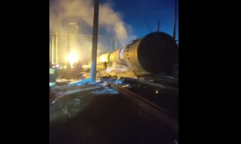 В Ростовской области рф загорелась цистерна с топливом на железнодорожной станции