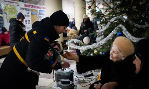«Майже 100 годин боротьби з темрявою». У Вишгород повернулося світло після чотирьох діб без електрики