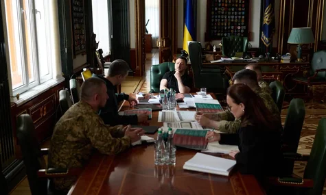 «Є ресурс, щоб збільшити виплати в армії». Зеленський розповів про деталі реформи війська