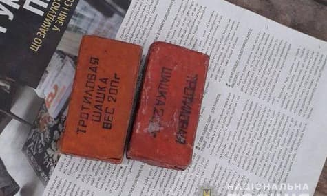 На зупинці в Одесі виявили вибухівку