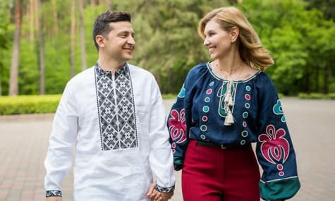 «Відкрив портал у пекло»: бренд вишиванок збурив соцмережі фото Зеленського з дружиною