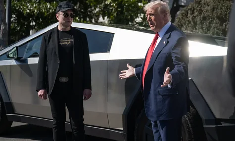 Трамп повідомив своєму оточенню, що Маск скоро піде з державної служби — Politico