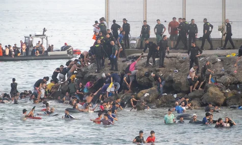 Прем'єр-міністр Іспанії звинуватив Ізраїль і росію у поширенні фейків про міграційну кризу в Сеуті