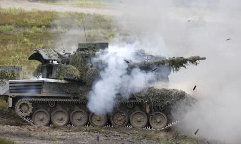 Германия выделила новый пакет помощи: САУ Gepard, генераторы и авто
