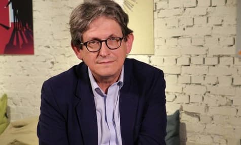 Former Guardian Chief Editor: We're Beginning To Glimpse What A World Without Journalism Is Like