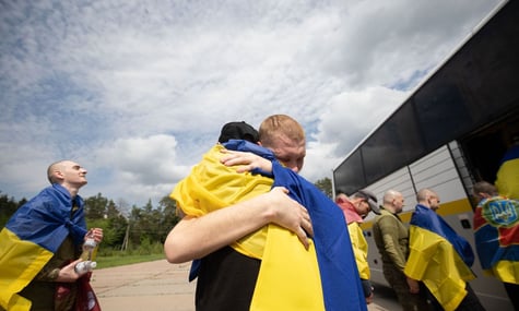Військові, звільнені з російського полону 9 червня Військові, звільнені з російського полону 9 червня