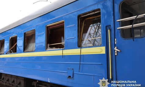 У пошкодженому росіянами потязі на Дніпропетровщині постраждали 10 людей. Серед них — троє дітей