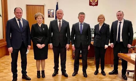 Експрезидент Молдови Додон одразу після інавгурації нової глави держави поїхав до Росії