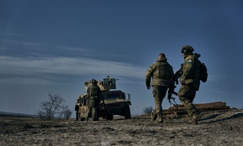 NATO ministers to discuss Ukraine, and the US comments on alien hypotheses about downed objects: last night's highlights