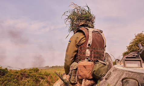 Українські військові отримали майже 2 млн гривень премій за знищення техніки бойовиків