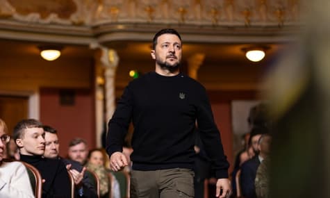 Зеленський запевнив французів, що «їхні діти» не загинуть в Україні, і розповів про покращення ситуації на фронті