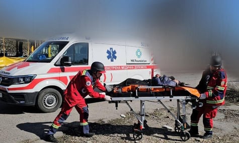 росіяни обстріляли маршрутку в Херсоні: відомо про 20 постраждалих