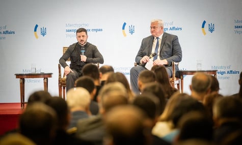 Зеленський анонсував кадрові зміни серед послів України