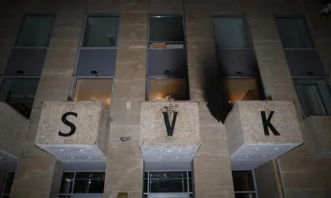 У Празі затримали підозрюваного в нападі на «російський дім». Ним виявився іноземець, який сам здався поліції