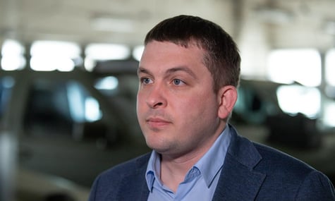 Чиновник КМДА організував собі поїздки до Барселони та Флоренції під виглядом відряджень — поліція