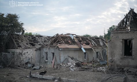 Окупанти атакували Запоріжжя вночі, є загиблі та постраждалі