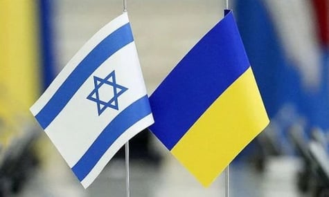 «Люди зверталися, але їх небагато». Посол України в Ізраїлі заявив, що потреби в евакуації наразі немає