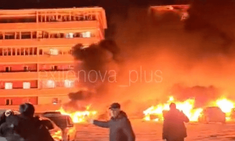 В Адигеї після атаки дронів сталася пожежа в багатоповерхівці. Влада звинувачує Україну, а в мережі кажуть про роботу ППО