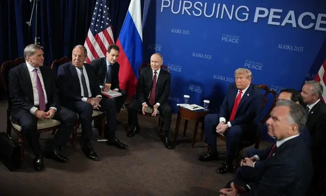 Після зустрічі з путіним на Алясці Трамп передумав запроваджувати санкції проти росії