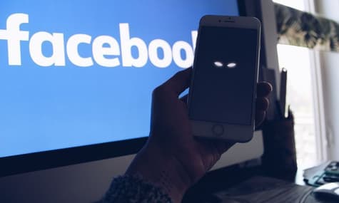 Facebook опубликовала данные о самых популярных постах в США. Среди них — вопрос, стоит ли добавлять сахар в вермишель