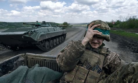 Верховная Рада поддержала более длинные отпуска и возвращение доплат военным