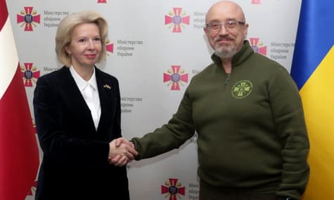 Латвія передасть Україні ЗРК Stinger, вертольоти, кулемети та дрони