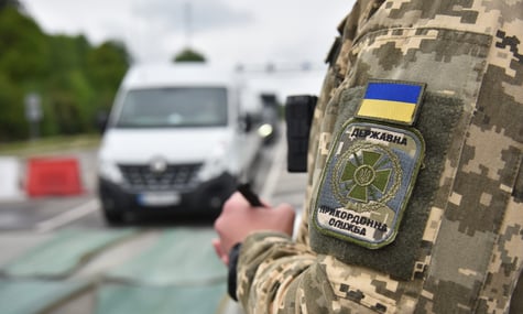 На Львівщині чоловік утік до Польщі, поки прикордонник відійшов до вбиральні