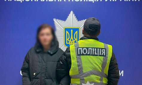 У Києві жінка викинула собаку своєї подруги з вікна п’ятого поверху. Їй загрожує тюрма