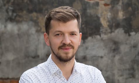 Фотограф Євген Нікіфоров, якого підозрюють у смертельній ДТП на Одещині, вийшов з-під нічного домашнього арешту