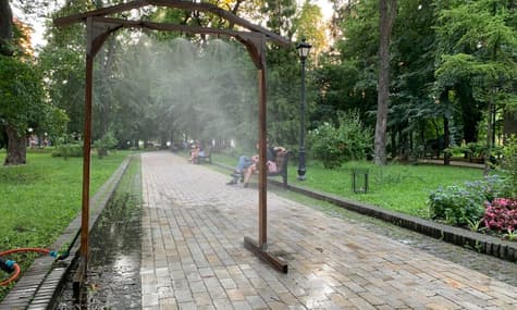 Де у Києві встановили «рамки-освіжувачі»