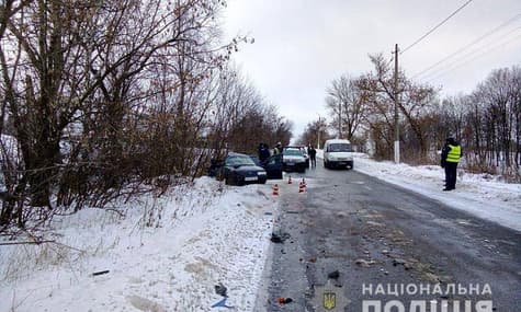 У Краматорську авто зіткнулося з автобусом: загинуло троє людей