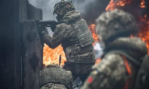 В епіцентрі бойових дій залишаються Білогорівка, Бахмут, Авдіївка та Мар'їнка — Генштаб ЗСУ