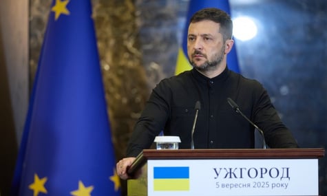 Зеленский о возможном количестве европейских военных в Украине: Точно не единицы, а тысячи
