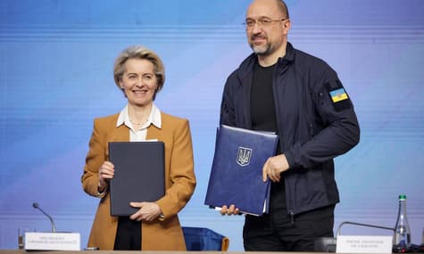 Україна підписала з ЄС ще два документи. Серед них — приєднання до програми підтримки бізнесу