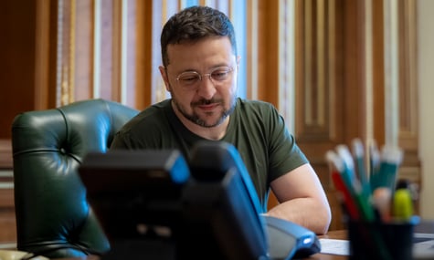 Зеленський привітав проєвропейського Дана з перемогою на виборах у Румунії