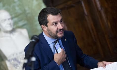 Итальянский вице-премьер утверждает, что «украинская группировка неонацистов» хотела убить его